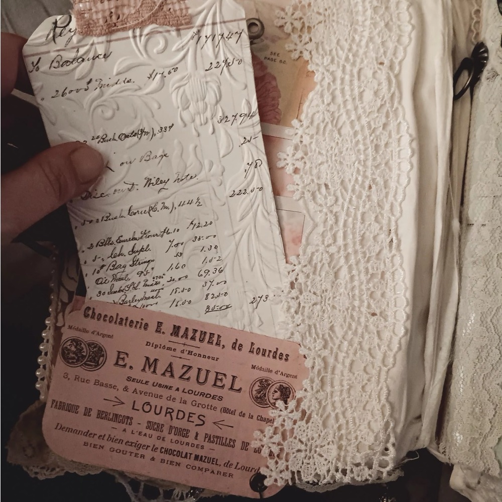 Handmade Junk Journal CUSTOMIZED - Picture 14 of 16